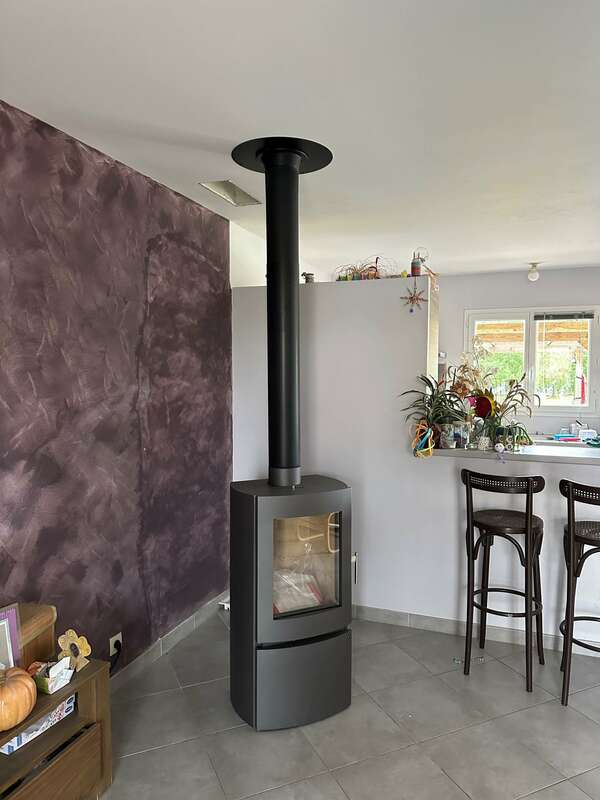                                           INSTALLATION DE POELE A BOIS