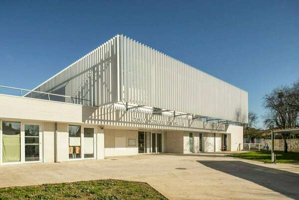 Réhabilitation du groupe scolaire Chênes Ecureuils - BEAUZELLE 