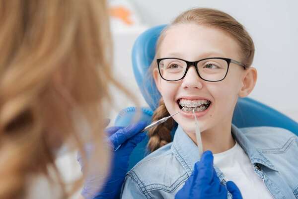 LES MINI-VIS EN ORTHODONTIE