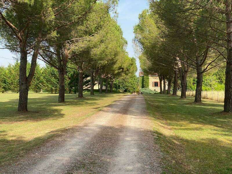 l_arrivee_au_domaine_de_la_source