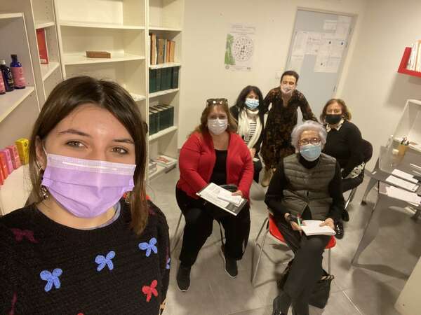 Première réunion sur les huiles essentielles avec l’association du Bosphore : beauté et relaxation