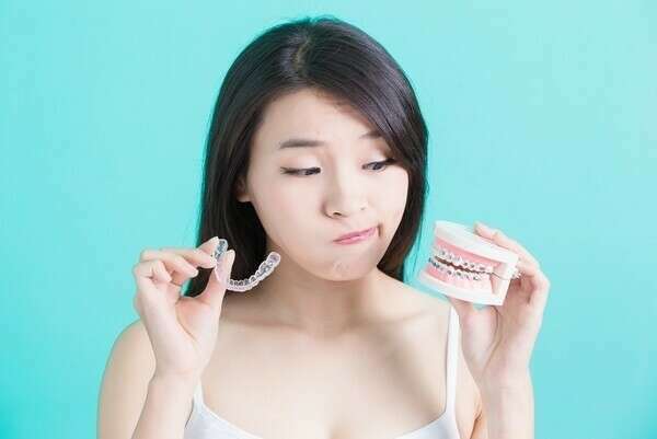 INVISALIGN : LES DIFFÉRENTS TYPES DE TRAITEMENTS