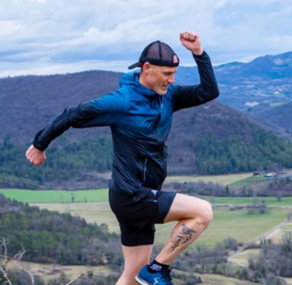 préparation-course à étape-entraînement-cycliste-endurance-trail-marathon-préparation physique-préparation mentale-nutrition-récupération-sport-stratégies de courses-gérer l'effort-performance-motivation-objectif