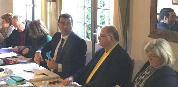 Saint-Martin-aux-Chartrains - Une trentaine de personnes ont débattu au Café citoyen