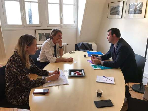 Lutte contre les addictions légales