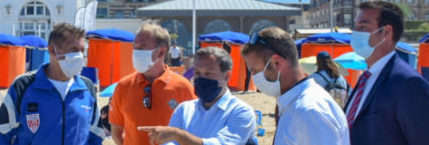 Le secrétaire d'État Adrien Taquet à Houlgate