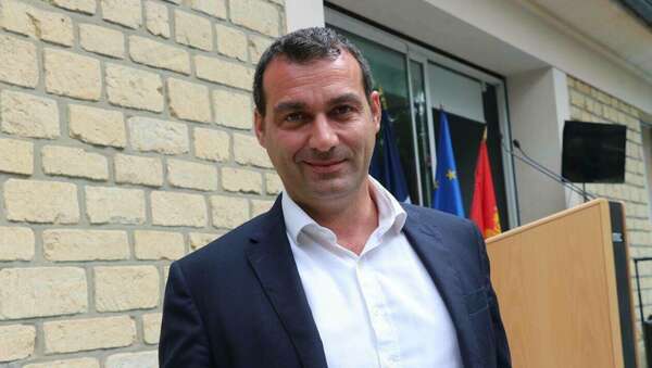 C. Blanchet lance un cri d'alarme pour les discothèques