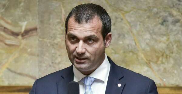 Le député Christophe Blanchet met "le holà sur le fête privée"