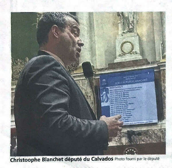 Le Député Christophe Blanchet interpelle deux ministres sur la fiscalité des paris hippiques