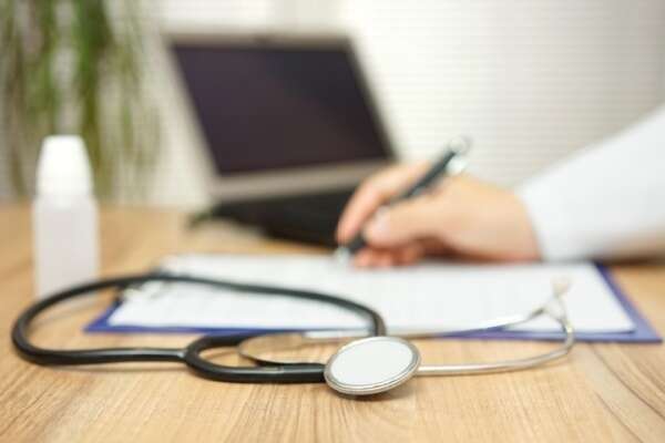 Médecine du travail : modification des attestations de suivi de l’état de santé des salariés