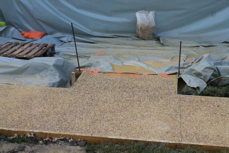 Création d'allée en béton désactivé 