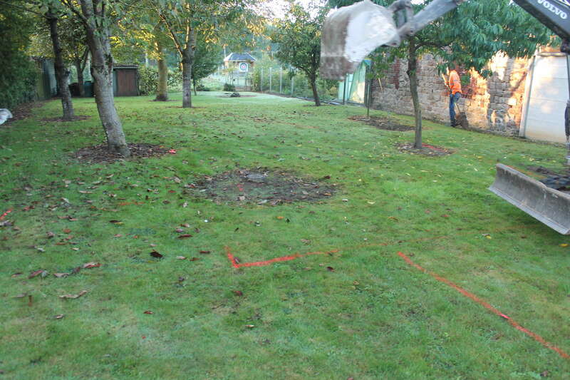 Terrain avant terrassement pour mise en place de filière : Filtre à sable vertical non drainé 