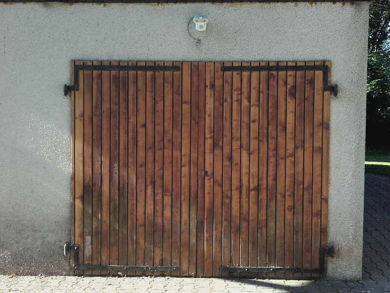 AVANT : Porte de garage battant en bois