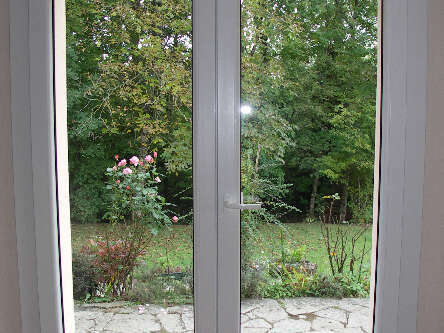 Porte-fenêtre 2 vantaux en PVC blanc avec soubassement plein