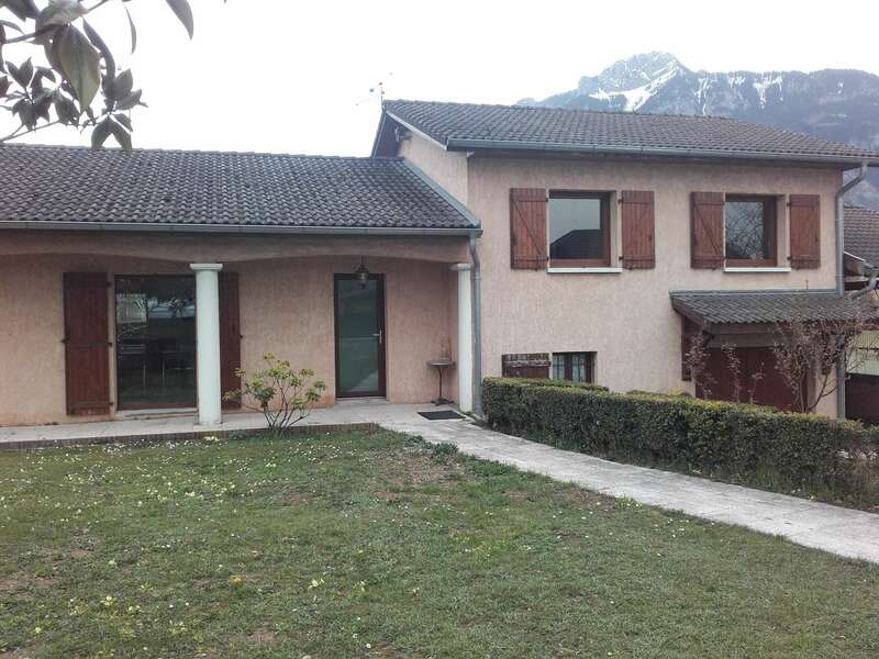 Après : Fenêtres PVC chêne doré 1 vantail