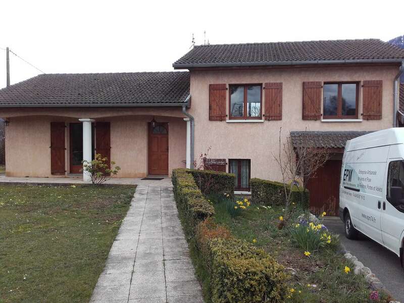 Avant : Fenêtres bois 2 vantaux