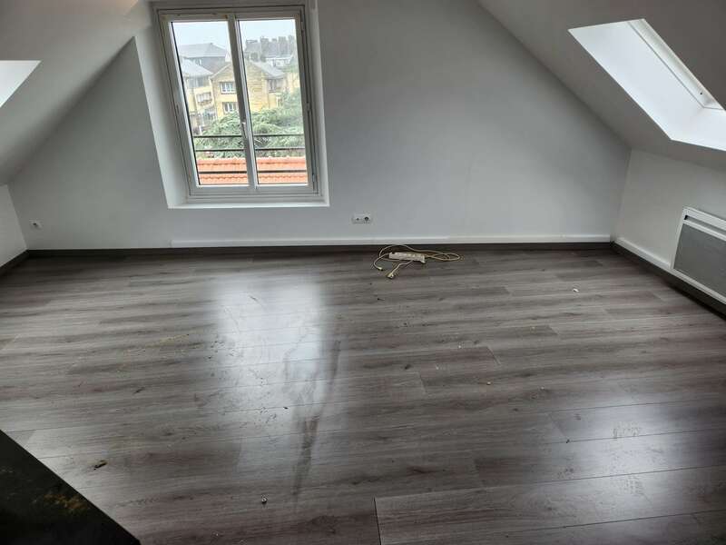 20230731_16384820240430-3197052-9qk7s3