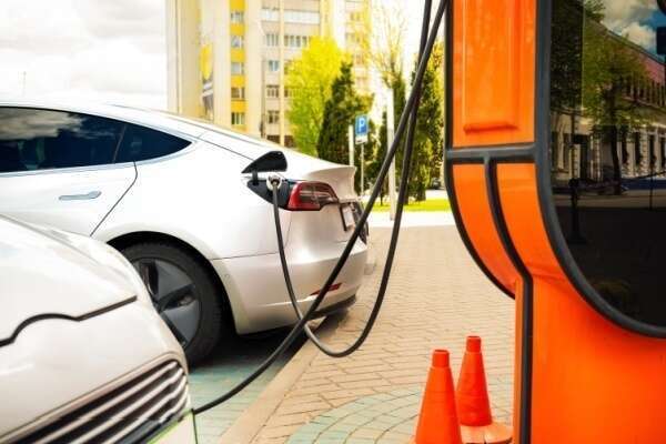 Crédit d’impôt pour investissement productif Outre-mer : même pour les installations de bornes de recharge pour véhicules électriques ?