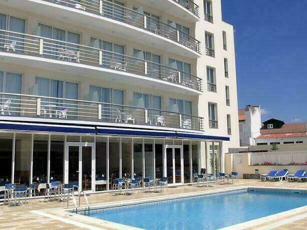 vila_nova_piscine-01