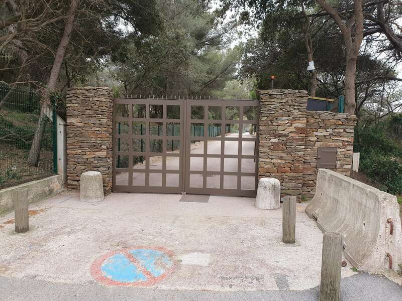 portail_du_fort_de_breganccon