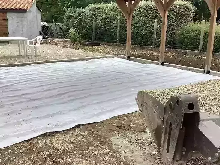 pendant-travaux-cour