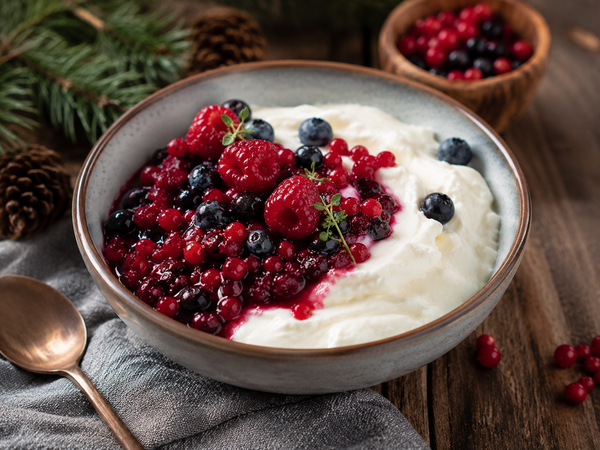 Skyr crémeux aux baies sauvages