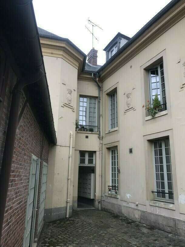 044-facade_cote_avec_brique_avant