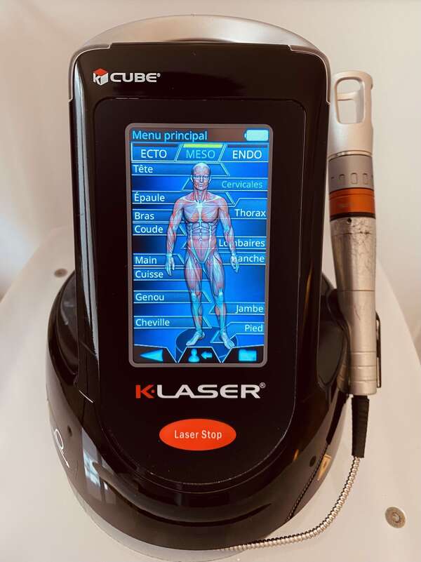 Le laser thérapeutique : quand la lumière soulage la douleur