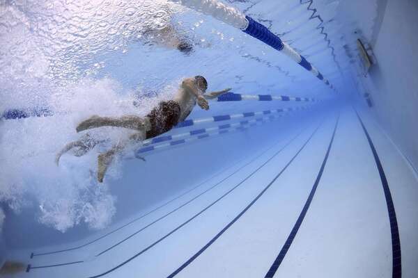 Douleurs après le sport : récupération et performance grâce à la chiropraxie