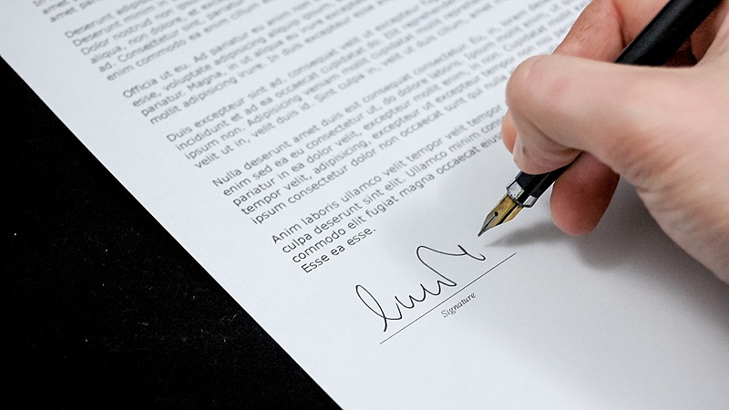 Services post-séjour, des Retours, Litiges et Évaluations