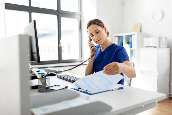 Dans un SAD, la première demande est essentielle : pourquoi un CRM change la donne