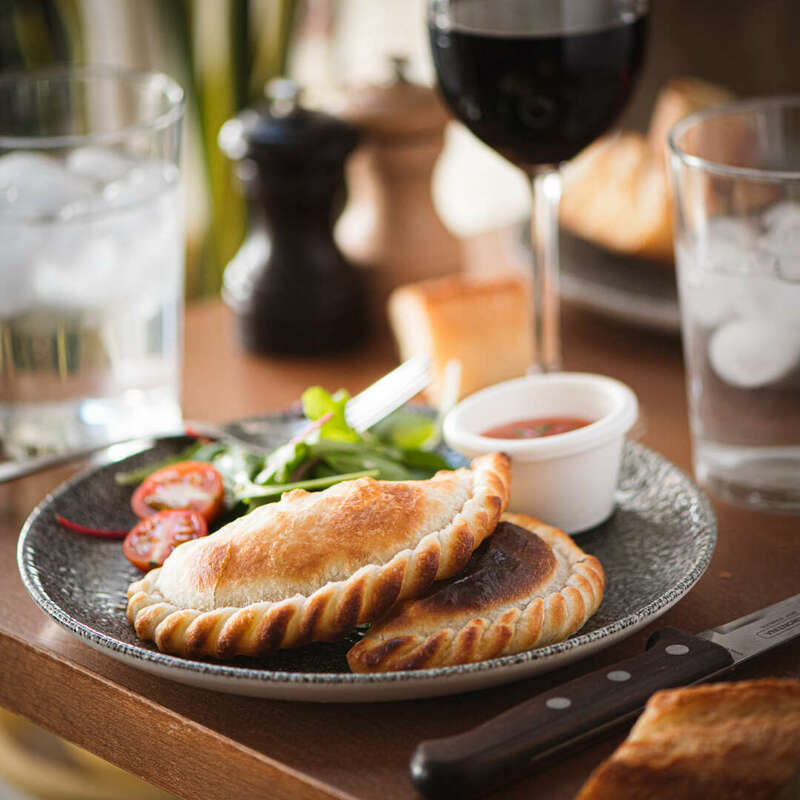 empanadas20220809-1918081-1k3ien3