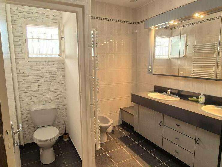 72fcf65a-4fcd-48a8-a813-527d4afa639f