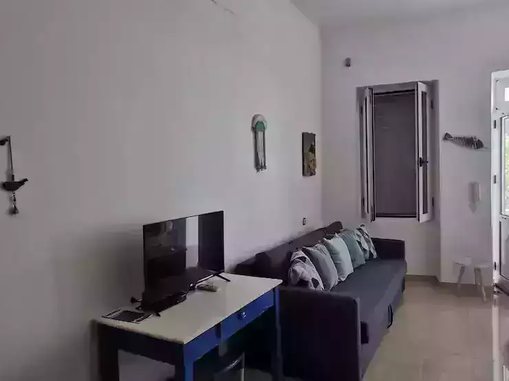 c3aebf1c-83bb-4f8b-987b-f893a9b2fcc2