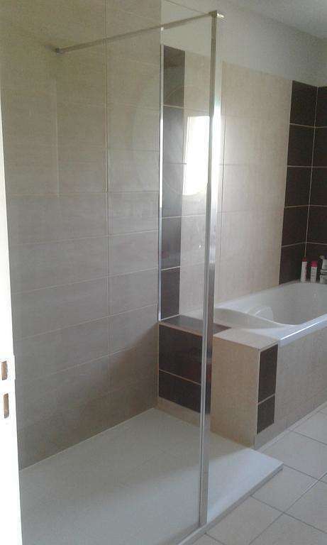 c8eaa9376f96468ab1a60217071ad92c