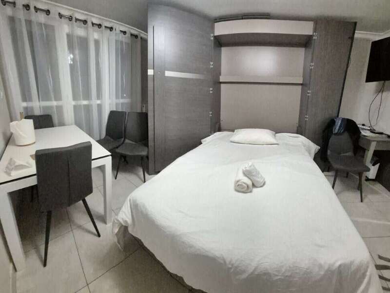 6chambre_2_lit_double_escamotable