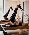 pratique de pilates en extérieur