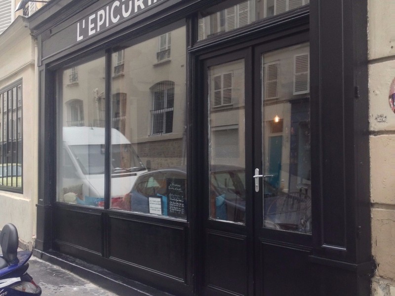 Peinture noir façade commercial 