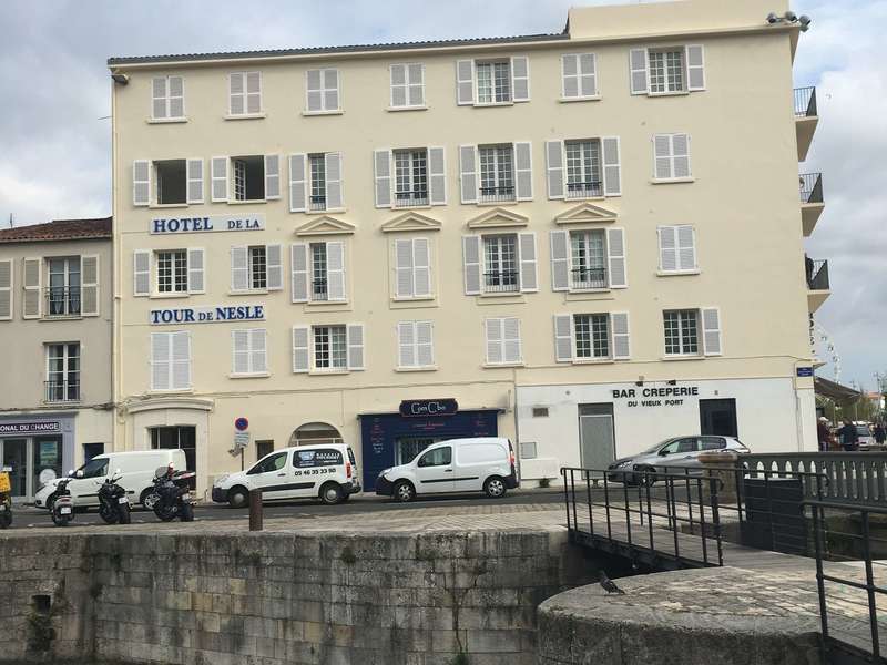 réparation persienne bois la Rochelle 