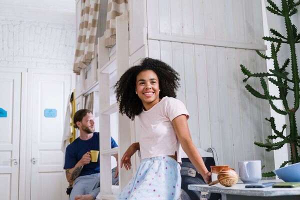 Avis Airbnb à Nîmes : comment obtenir des retours positifs et protéger sa réputation