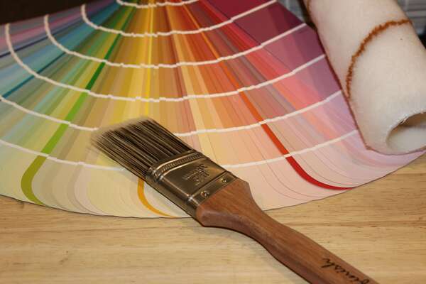 Choisir sa peinture avec son mobilier : une méthode simple en 3 étapes