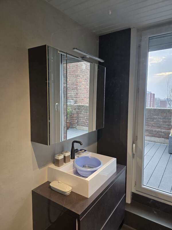 Rénovation complète de salle de bains en béton ciré à Malo-les-Bains (Dunkerque)