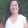 femme ostéopathe en consultation, aromathérapie et fertilité