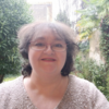 Portrait professionnel de Christine Jaureguy souriante