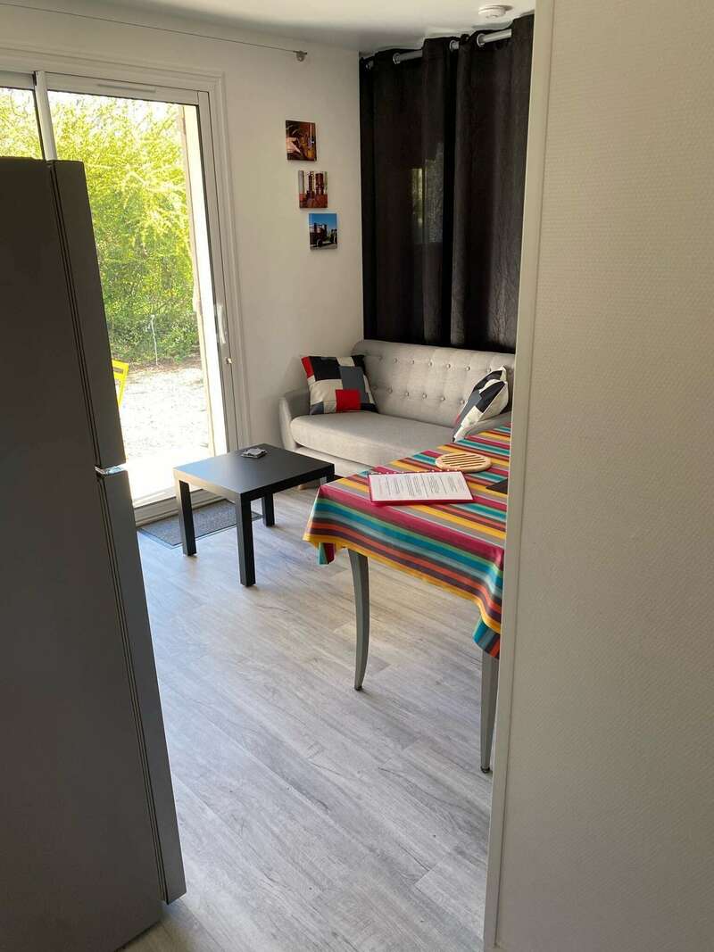 70d7686e-98d7-4b0d-b82a-e52ae0053d6120220701-1380187-mdvlu6