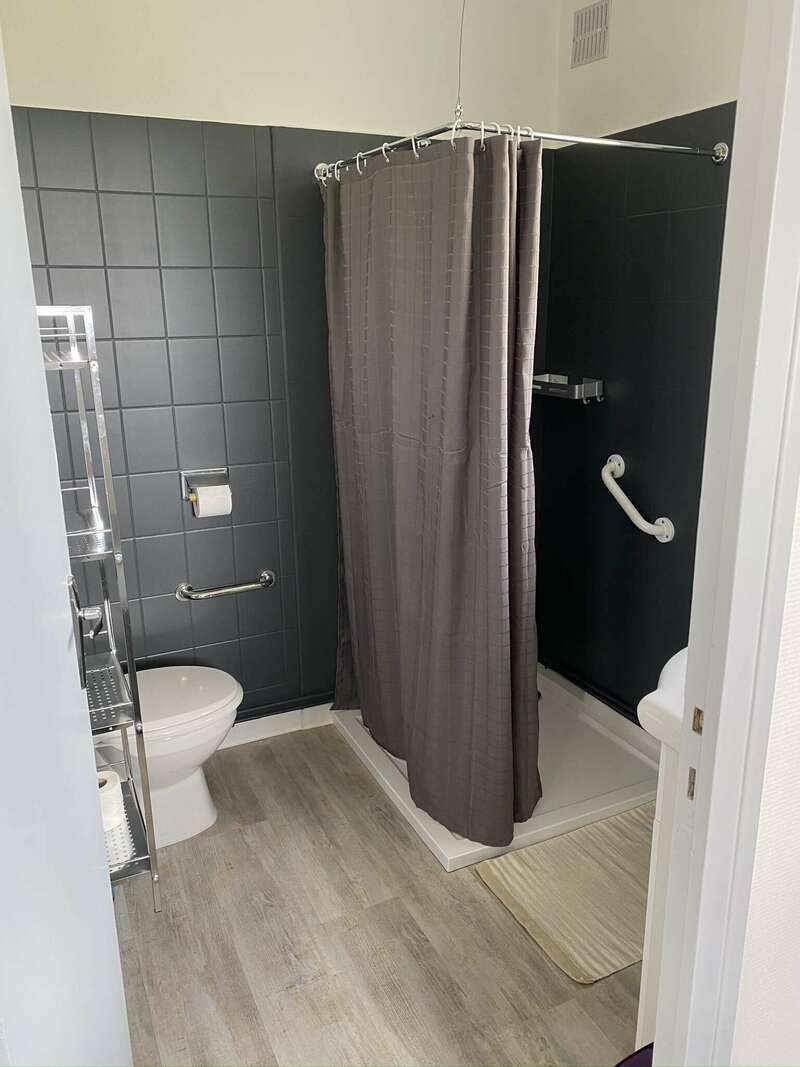 90e942f0-0bb6-4ce6-bc59-7e2edc612ffa20220701-1380187-3cs6uq