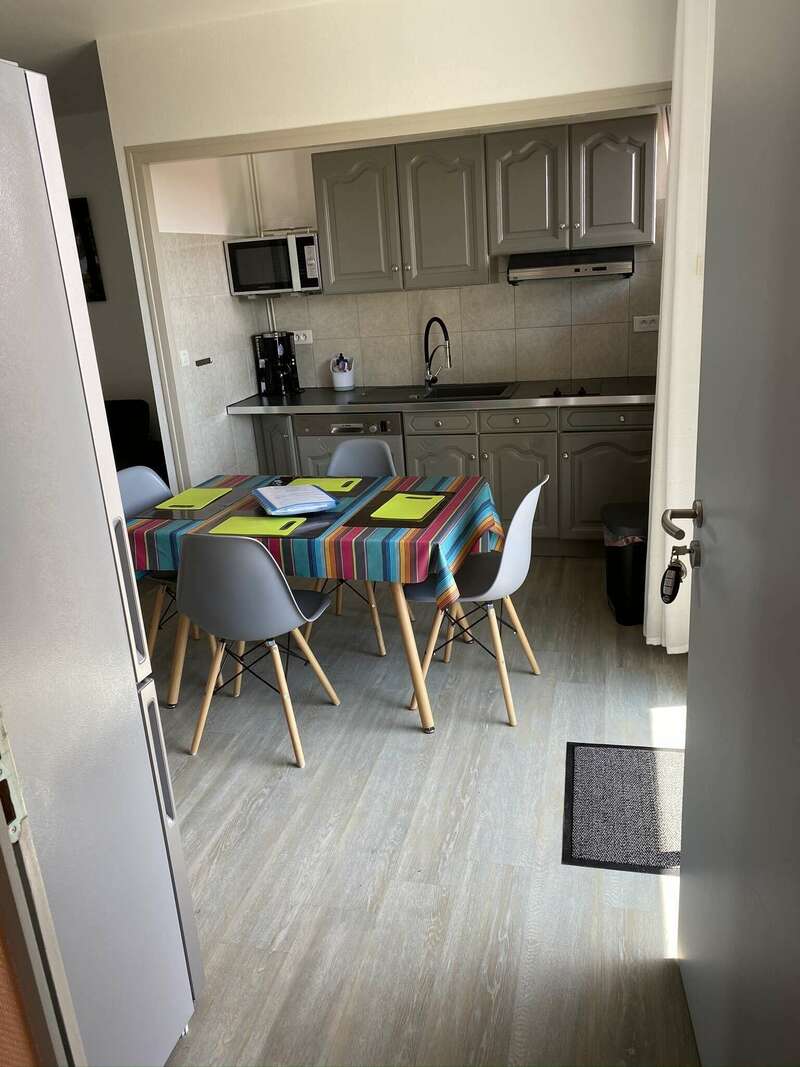 40fd5eac-72bb-42d0-b4f6-0e106bc84e7120220701-1380187-mt2dz4