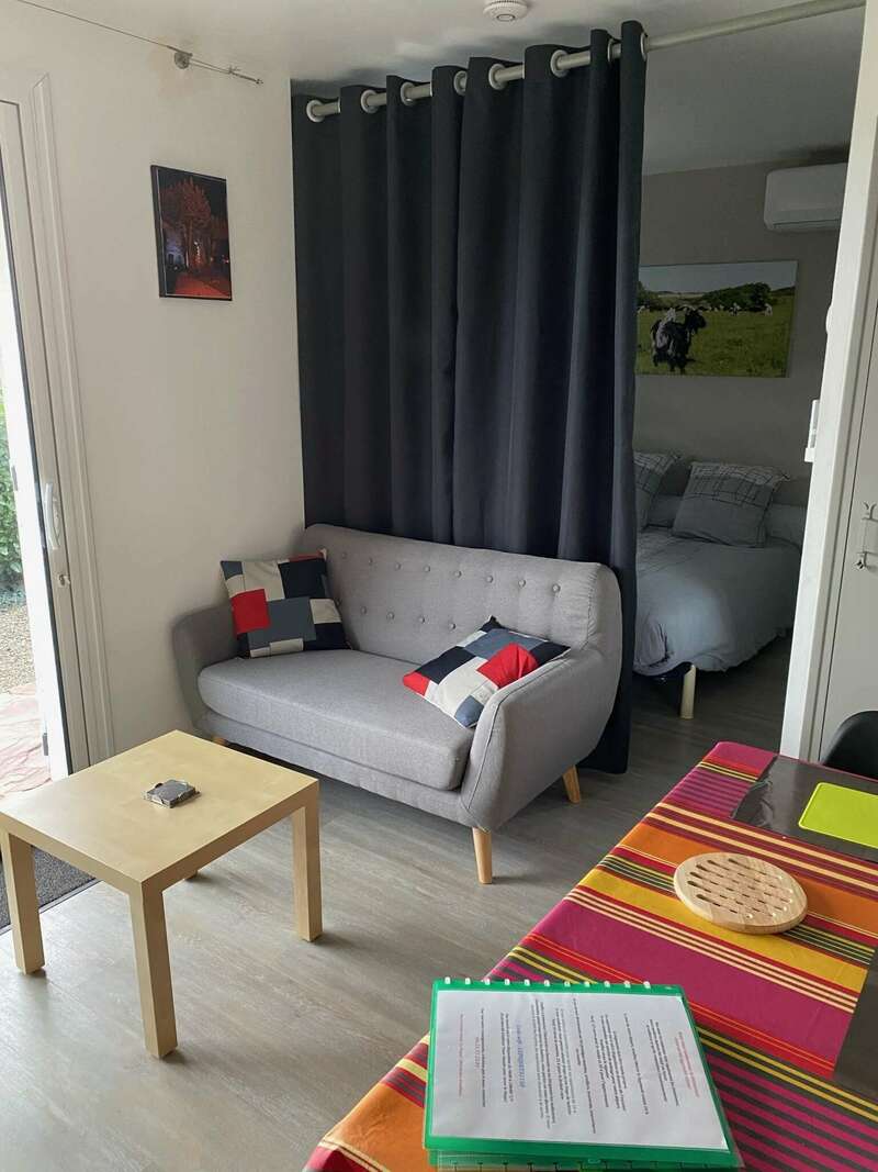 2476bda7-16e4-4350-8893-3f376ef7793420220701-1380187-p0x1f0