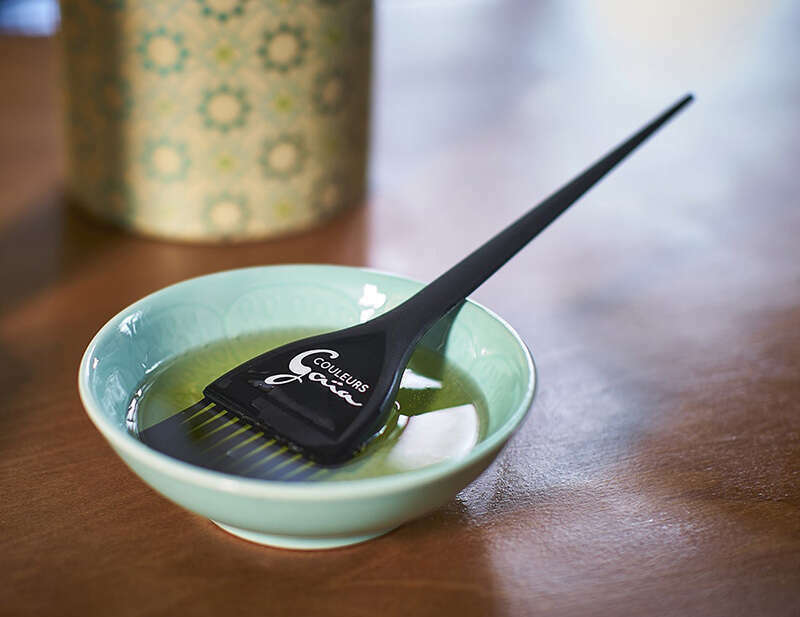 pinceau-bio-couleurs-vegetales-gaia