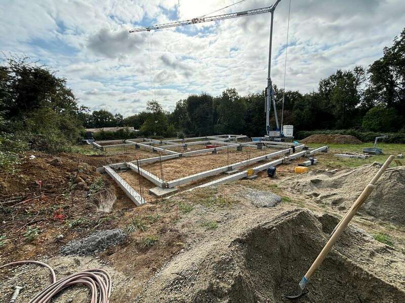 3b304905-c9a9-4962-a424-3a3c70d73bea